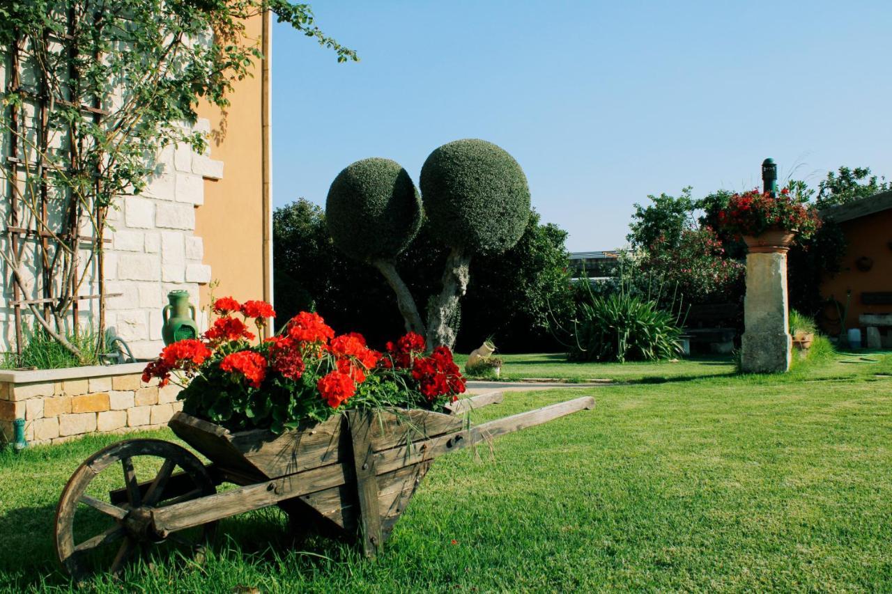 Il Giardino Della Musica Villa Modica Exterior photo